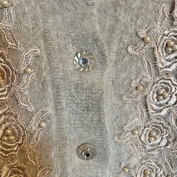 Gorgeous Angora Embellished Cardigan Sweater - L/XL - Picture 3 of 7